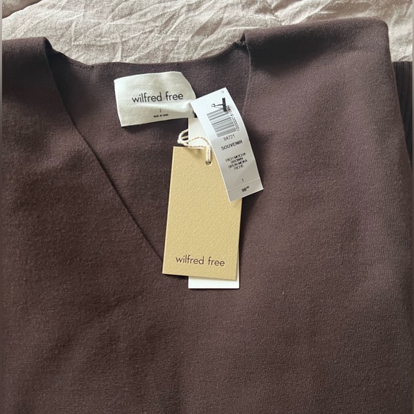 Aritzia Souvenir Sweater in Brown - Picture 3 of 4